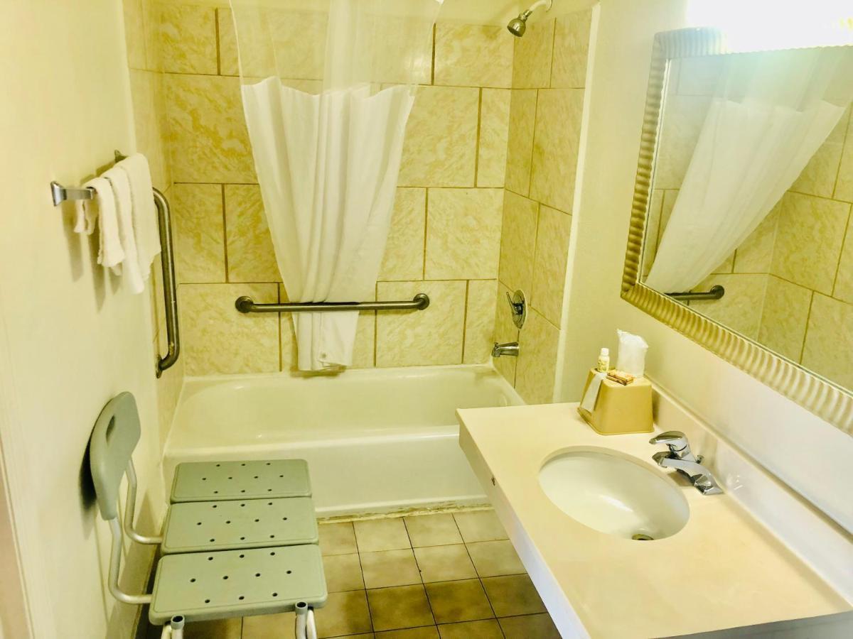 Royal Inn Richmond Hill- Savannah I-95 외부 사진